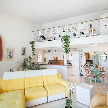 וילה La Casetta Dei Fiori Vi3078 ניס