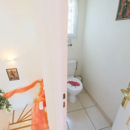 La Casetta Dei Fiori Vi3078 וילה